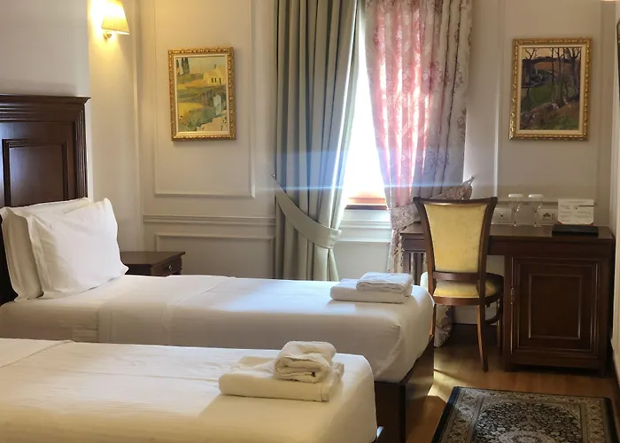 Hotel Opera